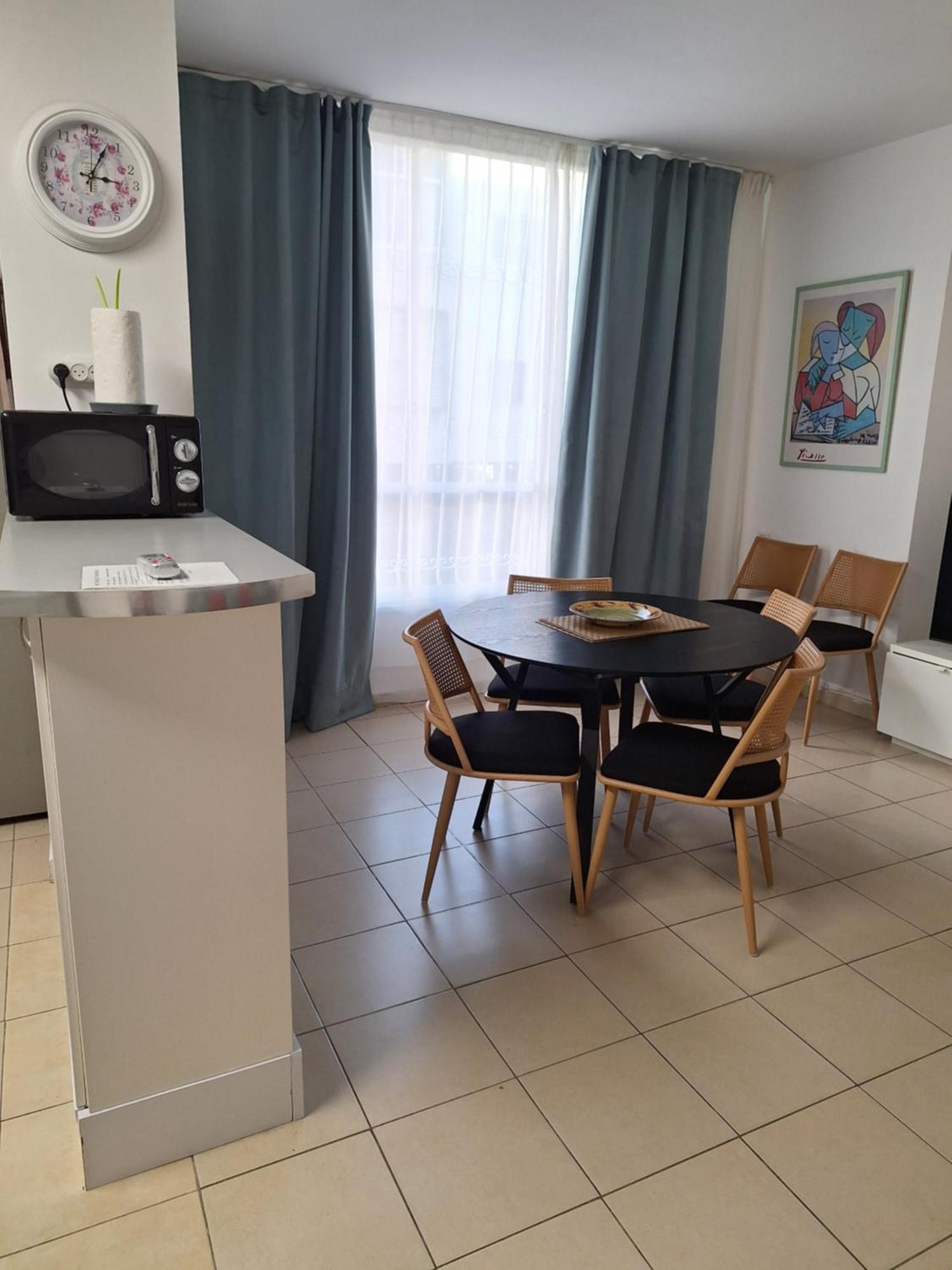 Amazing Apartment For 3 Guests Steps From The Beach 内坦亚 外观 照片