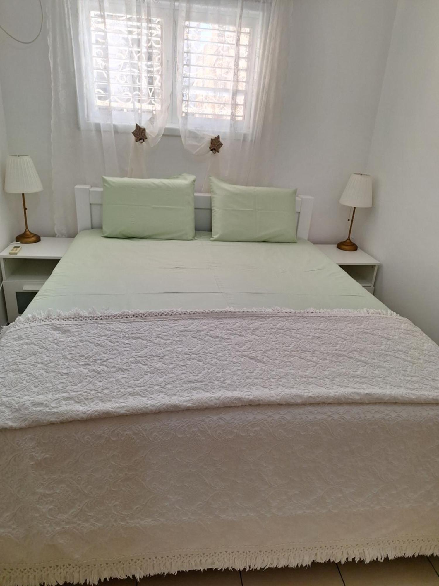 Amazing Apartment For 3 Guests Steps From The Beach 内坦亚 外观 照片