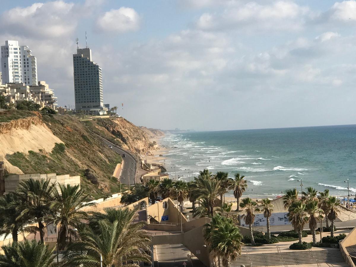 Amazing Apartment For 3 Guests Steps From The Beach 内坦亚 外观 照片